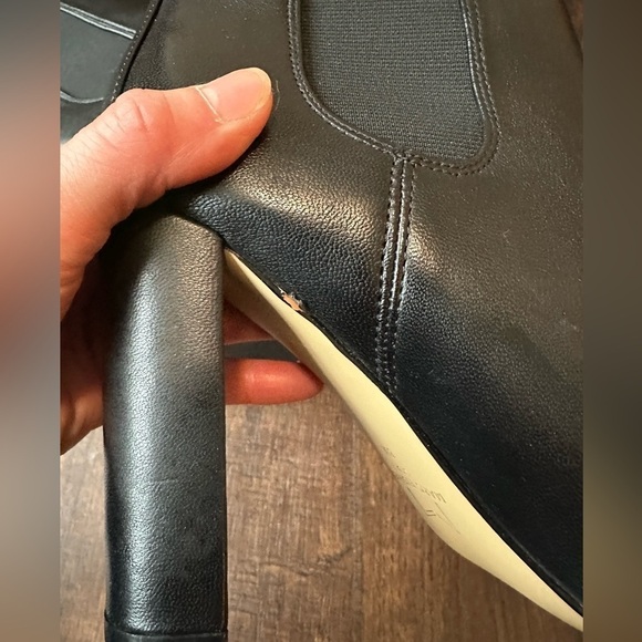 Marc Fisher | Women's Garliss Chelsea Boot - Picture 11 of 11